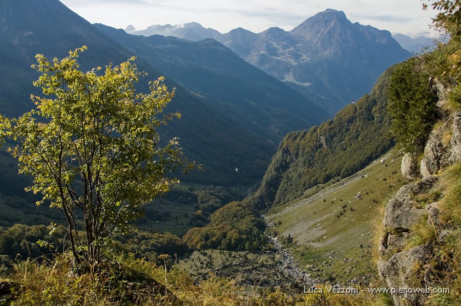 9- Sguardo sulla ripida via di salita.jpg